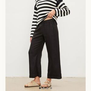 Velvet Lola Linen Pant. Worn twice! Excellent condition.
